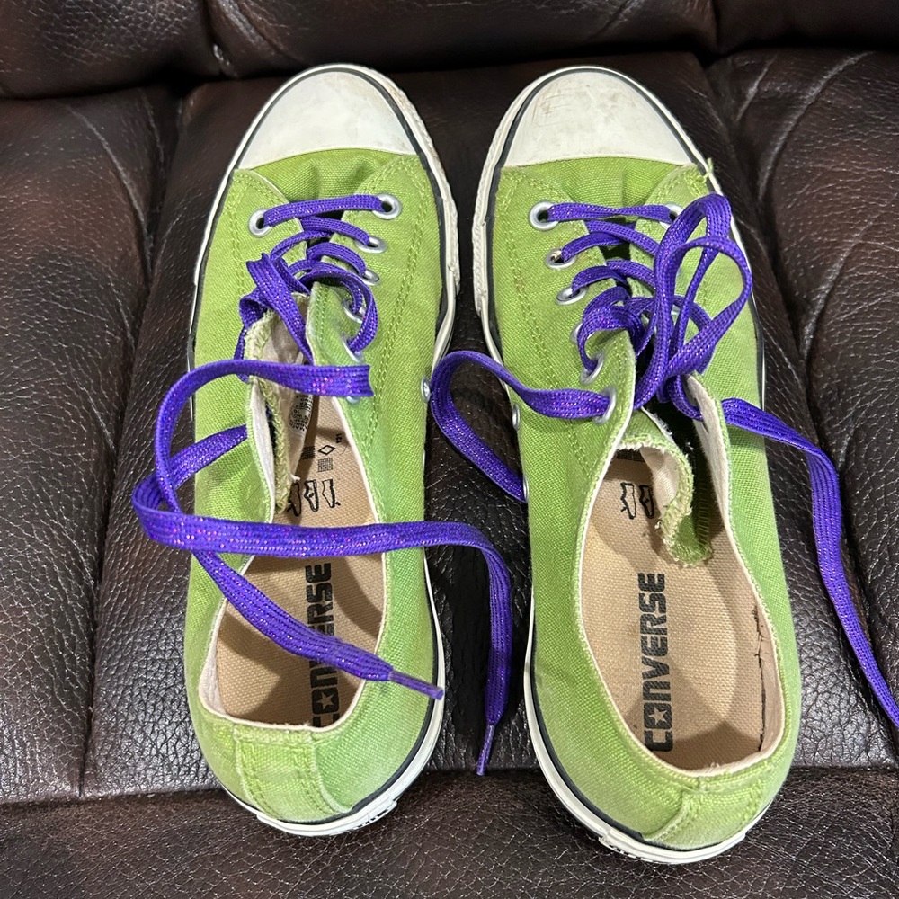 Converse Low Tops